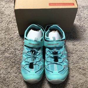 Dream Pairs mint green/blue sport sandals